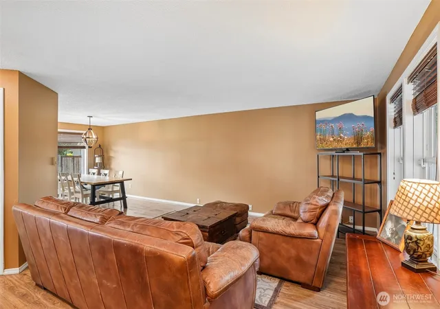 Photo 4 of Single family home for sale at 4021 NE 157th Avenue, Vancouver, WA 98682 | MLS# NWM2564439 | Listing updated on 2026-10-02