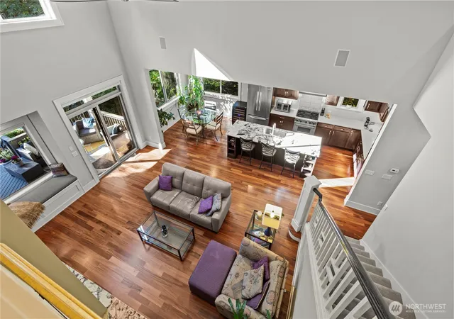 Photo 3 of Sale Pending at 1727 Nile Ave NE, Renton, WA 98059 | MLS# NWM2564461 | Listing updated on 2026-09-27
