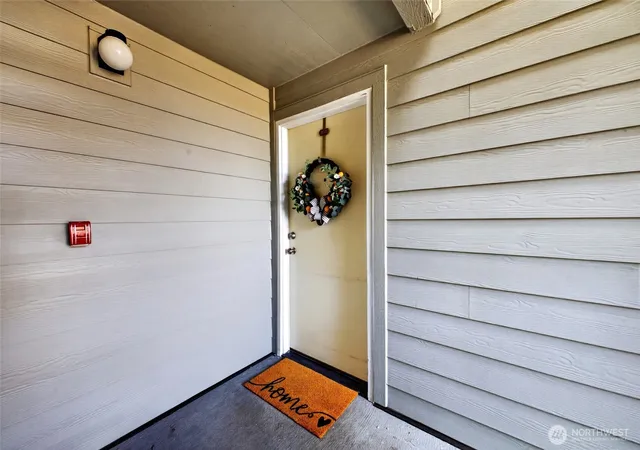 Photo 3 of Condo for sale at 1835 S 286th Lane #R-103, Federal Way, WA 98003 | MLS# NWM2564462 | Listing updated on 2026-09-28