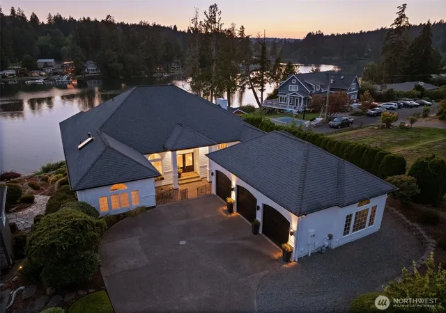Photo 3 of Single family home for sale at 4112 52nd Avenue Ct NW, Gig Harbor, WA 98335 | MLS# NWM2564481 | Listing updated on 2026-10-01