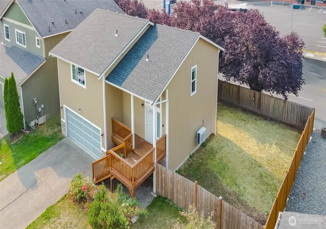Photo 2 of Sale Pending at 1002 E 71st Street Ct, Tacoma, WA 98404 | MLS# NWM2564583 | Listing updated on 2026-09-18