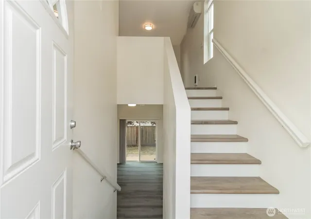 Photo 4 of Sale Pending at 1002 E 71st Street Ct, Tacoma, WA 98404 | MLS# NWM2564583 | Listing updated on 2026-09-18