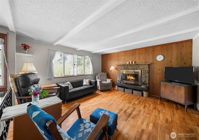 Photo 3 of Single family home for sale at 5111 21st Avenue Se, Lacey, WA 98503 | MLS# NWM2564587 | Listing updated on 2026-09-16