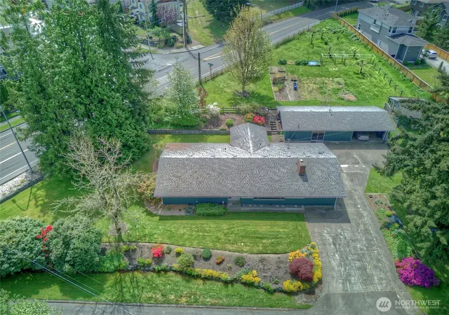 Photo 3 of Single family home for sale at 12202 Seattle Hl Rd, Snohomish, WA 98296 | MLS# NWM2564670 | Listing updated on 2026-09-30