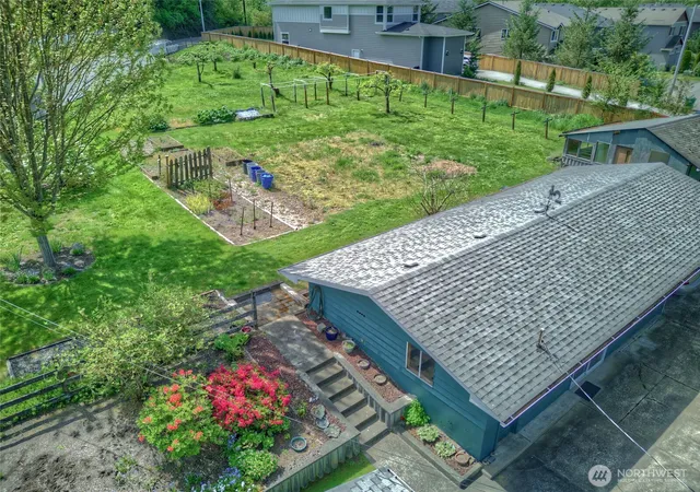 Photo 3 of Single family home for sale at 12202 Seattle Hl Rd, Snohomish, WA 98296 | MLS# NWM2564670 | Listing updated on 2026-09-30
