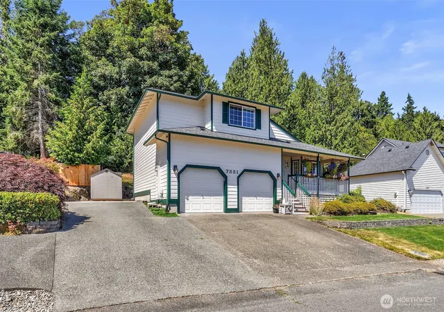 Photo 3 of Single family home for sale at 7331 Ne Morning View Ave, Bremerton, WA 98311 | MLS# NWM2564739 | Listing updated on 2026-09-28