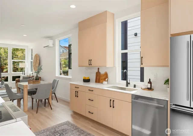Photo 2 of Townhouse for sale at 721 15th Avenue #A, Seattle, WA 98122 | MLS# NWM2564826 | Listing updated on 2026-09-29