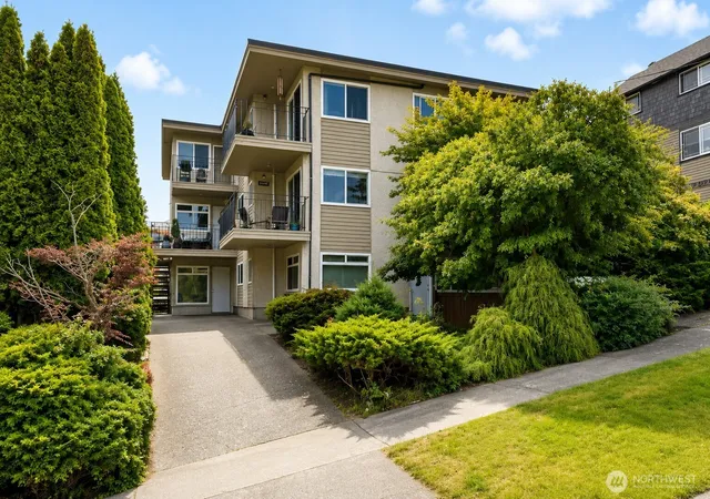 Multi family home for sale at 2707 W Jameson St, Seattle, WA 98199 | MLS# NWM2565089