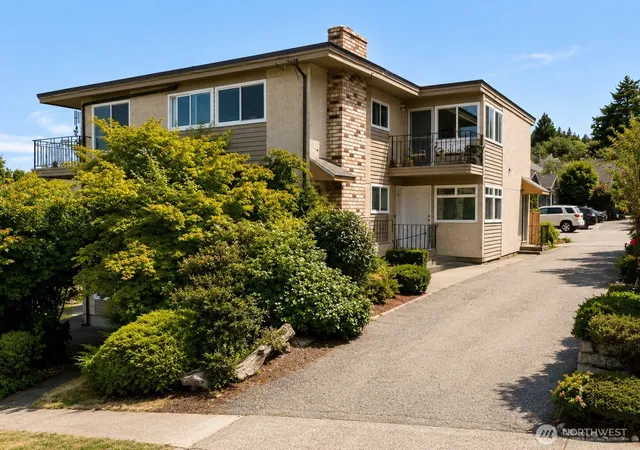 Photo 1 of Multi family home for sale at 2707 W Jameson St, Seattle, WA 98199 | MLS# NWM2565089 | Listing updated on 2026-09-23
