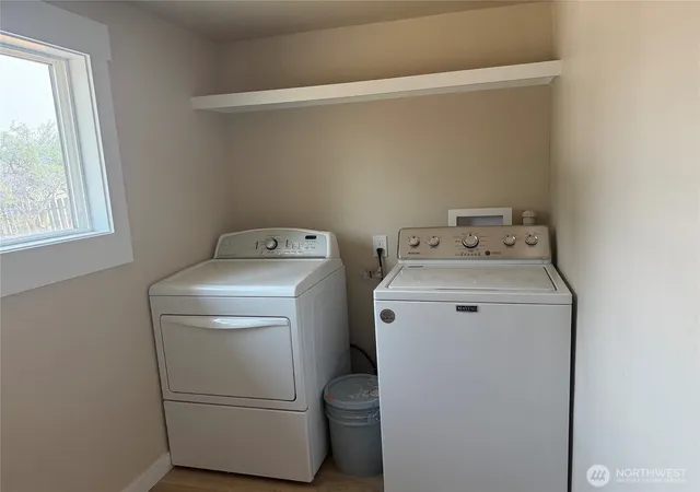 Photo 3 of Single family home for sale at 1200 Tibbling Rd, Selah, WA 98942 | MLS# NWM2565152 | Listing updated on 2026-09-17