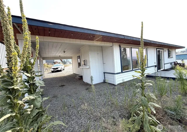 Photo 2 of Single family home for sale at 62 Heron Loop, Republic, WA 99166 | MLS# NWM2565350 | Listing updated on 2026-09-23