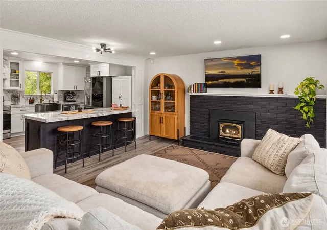 Photo 4 of Sale Pending at 12218 66th Avenue Ct E, Puyallup, WA 98373 | MLS# NWM2565922 | Listing updated on 2026-09-29