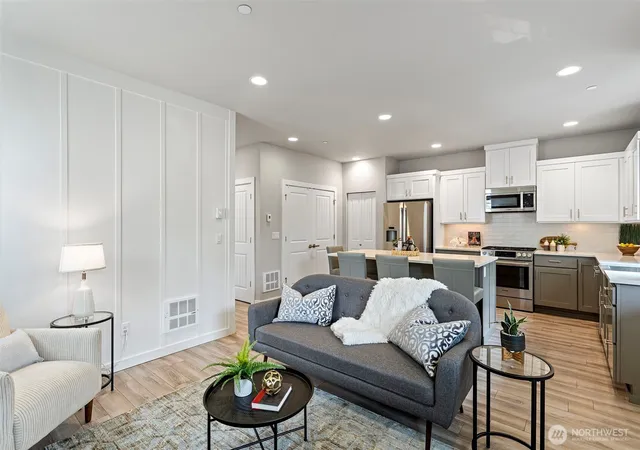 Photo 4 of Sale Pending at 5402 80th Place SW #K, Mukilteo, WA 98275 | MLS# NWM2565927 | Listing updated on 2026-09-21