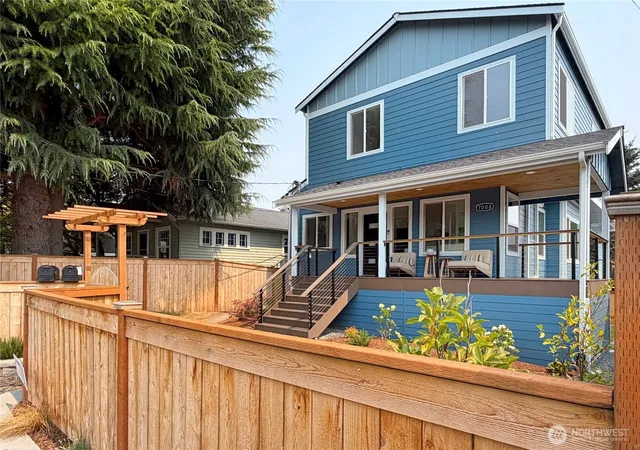 Photo 1 of Multi family home for sale at 7008 Linden Ave N, Seattle, WA 98103 | MLS# NWM2566016 | Listing updated on 2026-09-23
