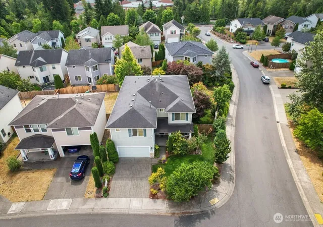 Photo 3 of Single family home for sale at 21409 SE 298th Place, Kent, WA 98042 | MLS# NWM2566441 | Listing updated on 2026-09-25