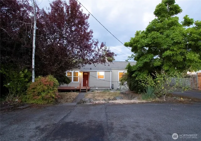 Photo 1 of Single family home for sale at 11634 25th Ave S, Seattle, WA 98168 | MLS# NWM2566484 | Listing updated on 2026-09-27