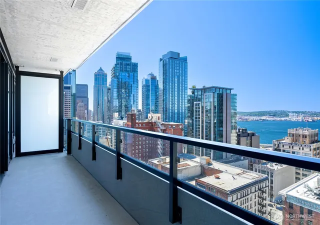 Photo 4 of Condo for sale at 300 Virginia St #1911, Seattle, WA 98101 | MLS# NWM2566505 | Listing updated on 2026-09-17