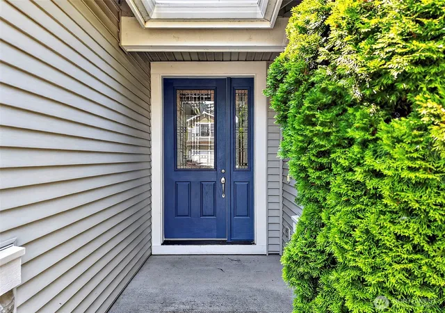 Photo 3 of Single family home for sale at 6733 Montevista Dr SE, Auburn, WA 98092 | MLS# NWM2566695 | Listing updated on 2026-09-17