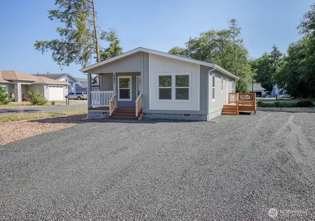 Manufactured home for sale at 227 Sunrise Ave SE, Ocean Shores, WA 98569 | MLS# NWM2566872