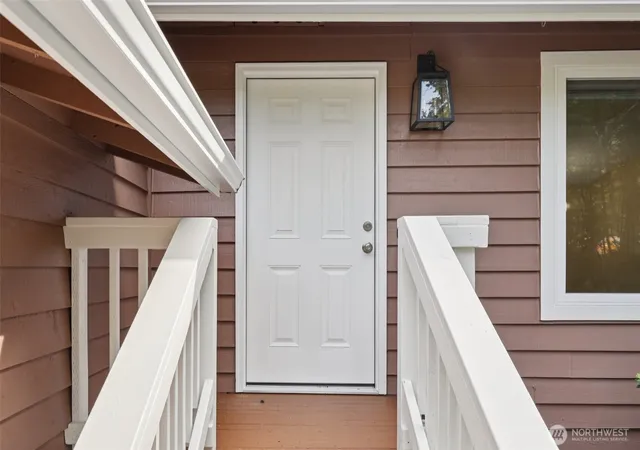 Photo 3 of Single family home for sale at 43233 Southeast 176th St, North Bend, WA 98045 | MLS# NWM2567028 | Listing updated on 2026-09-17