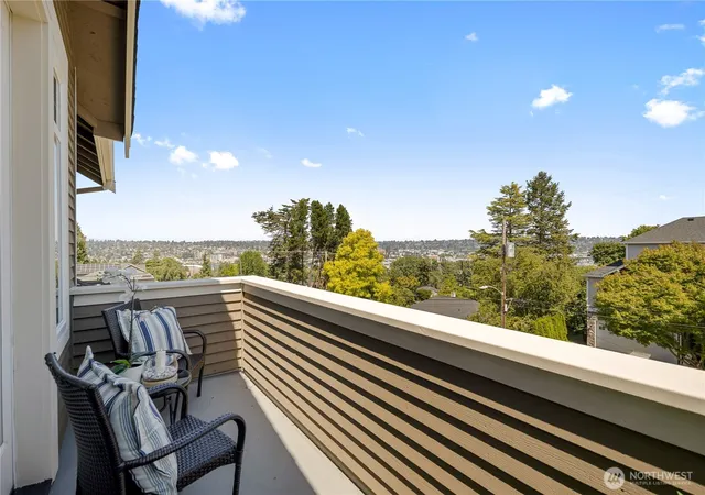 Photo 2 of Single family home for sale at 4047 Willams Ave W, Seattle, WA 98199 | MLS# NWM2567123 | Listing updated on 2026-10-02