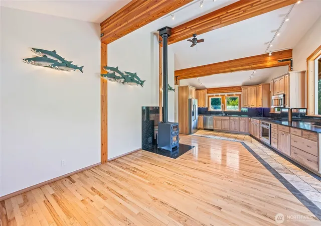 Photo 3 of Single family home for sale at 18595 Us Hwy 2, Leavenworth, WA 98826 | MLS# NWM2567135 | Listing updated on 2026-09-17