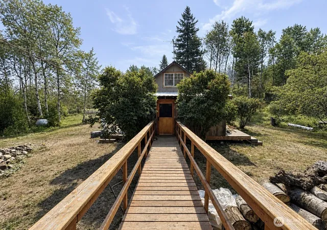 Photo 1 of Sale Pending at 1066 A Ellemeham Mountain Rd, Oroville, WA 98844 | MLS# NWM2567594 | Listing updated on 2026-10-01