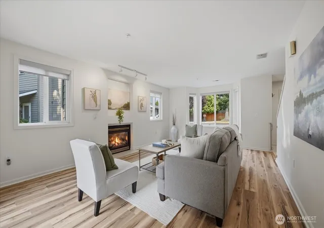 Photo 3 of Sale Pending at 321 SE Orchard Dr #13, North Bend, WA 98045 | MLS# NWM2567637 | Listing updated on 2026-09-22