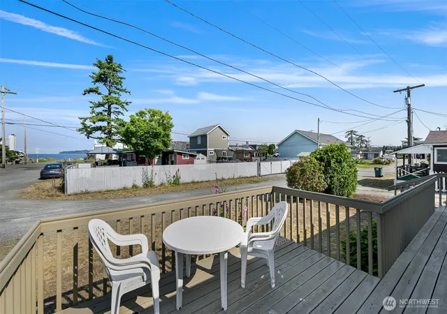 Photo 3 of Manufactured home for sale at 7424 Cotterill Blvd, Blaine, WA 98230 | MLS# NWM2567648 | Listing updated on 2026-09-18