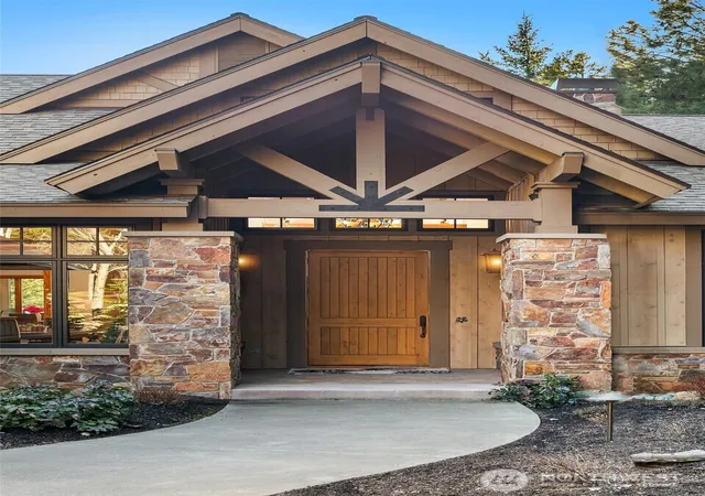 Photo 2 of Single family home for sale at 91 Rushing Water Ln, Cle Elum, WA 98922 | MLS# NWM2567664 | Listing updated on 2026-09-16