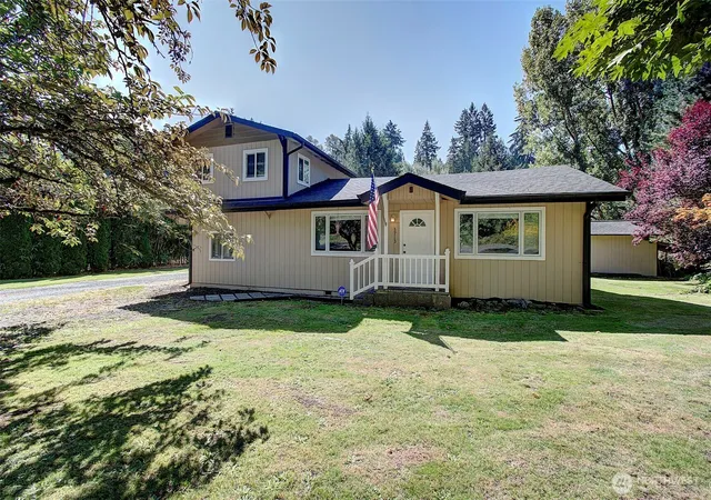 Photo 1 of Single family home for sale at 3713 Nw Hayes Rd, Woodland, WA 98674 | MLS# NWM2567675 | Listing updated on 2026-09-17