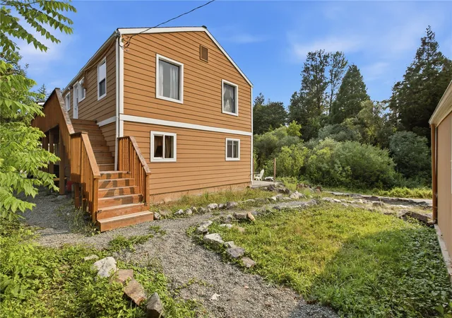 Photo 2 of Multi family home for sale at 38181 Se Northern St, Snoqualmie, WA 98065 | MLS# NWM2567793 | Listing updated on 2026-10-03