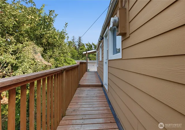 Photo 3 of Multi family home for sale at 38181 Se Northern St, Snoqualmie, WA 98065 | MLS# NWM2567793 | Listing updated on 2026-10-03