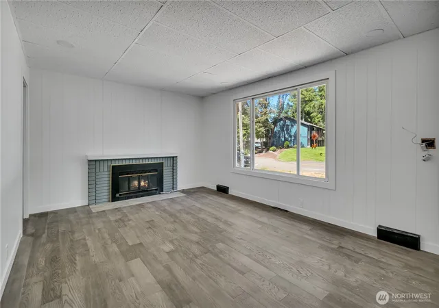 Photo 3 of Single family home for sale at 4107 Madrona Dr Se, Port Orchard, WA 98366 | MLS# NWM2567835 | Listing updated on 2026-09-26