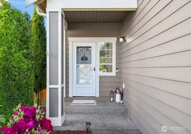 Photo 3 of Sale Pending at 4915 NE 5th Street, Renton, WA 98059 | MLS# NWM2567904 | Listing updated on 2026-09-25