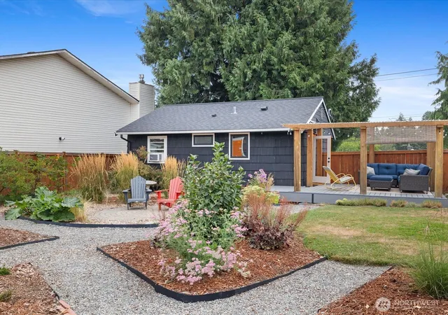 Single family home for sale at 7559 19th Avenue SW, Seattle, WA 98106 | MLS# NWM2568464
