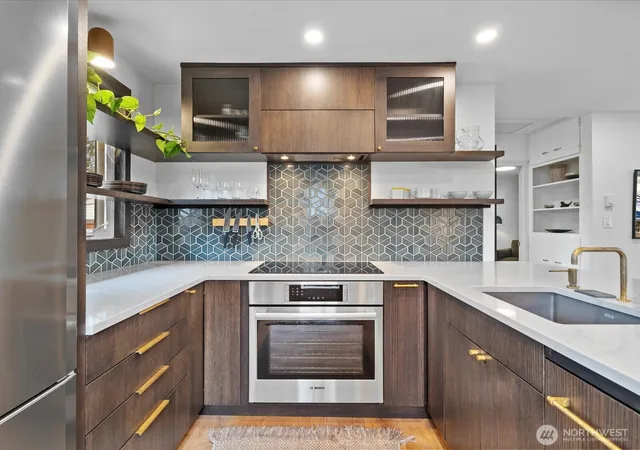 Photo 3 of Single family home for sale at 7559 19th Avenue SW, Seattle, WA 98106 | MLS# NWM2568464 | Listing updated on 2026-09-25