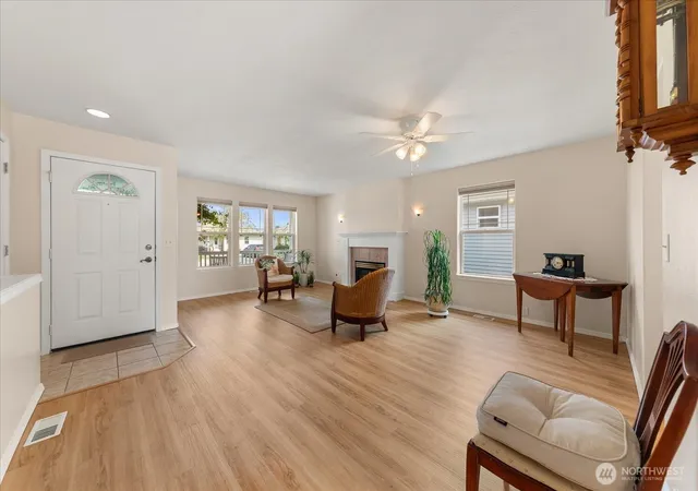 Photo 4 of Sale Pending at 13716 East 15th Ln, Spokane Valley, WA 99216 | MLS# NWM2568770 | Listing updated on 2026-10-12