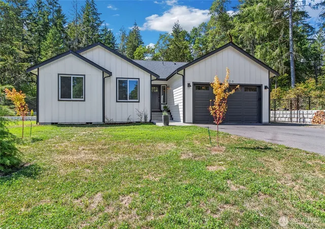 Photo 2 of Single family home for sale at 2220 202nd Avenue Sw, Lakebay, WA 98349 | MLS# NWM2568857 | Listing updated on 2026-09-23