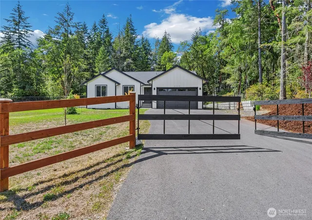 Photo 3 of Single family home for sale at 2220 202nd Avenue Sw, Lakebay, WA 98349 | MLS# NWM2568857 | Listing updated on 2026-09-23