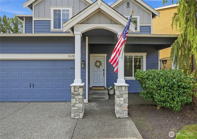 Photo 3 of Single family home for sale at 5628 116th Street Ne, Marysville, WA 98271 | MLS# NWM2568877 | Listing updated on 2026-09-23