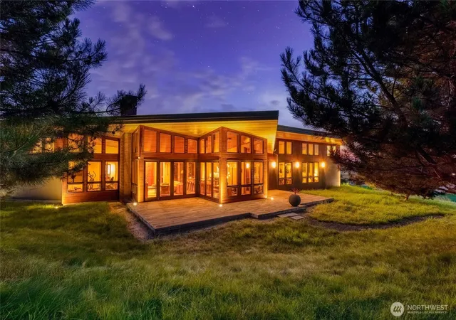 Photo 1 of Single family home for sale at 2339 Palisades Ln, Walla Walla, WA 99362 | MLS# NWM2568927 | Listing updated on 2026-09-21
