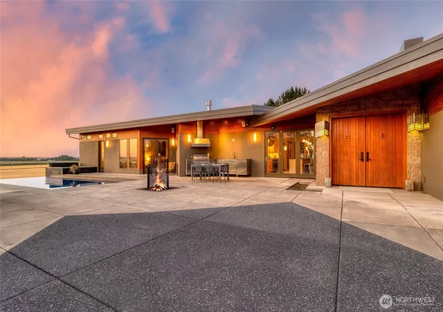 Photo 3 of Single family home for sale at 2339 Palisades Ln, Walla Walla, WA 99362 | MLS# NWM2568927 | Listing updated on 2026-09-21