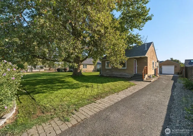 Photo 1 of Single family home for sale at 2421 Plz Way, Walla Walla, WA 99362 | MLS# NWM2568981 | Listing updated on 2026-10-02