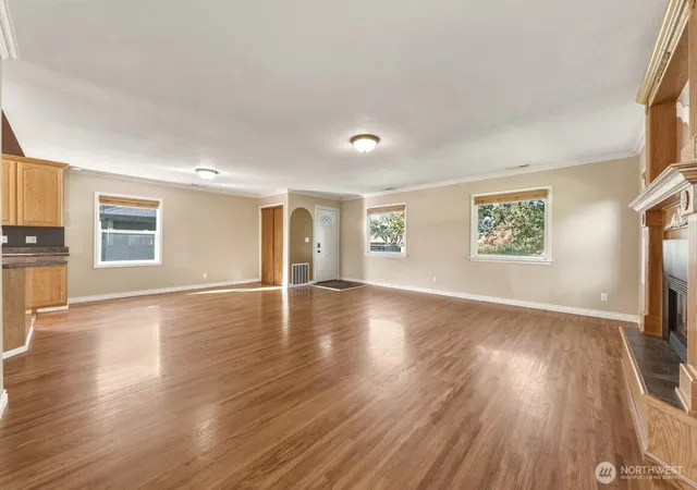 Photo 3 of Single family home for sale at 2421 Plz Way, Walla Walla, WA 99362 | MLS# NWM2568981 | Listing updated on 2026-10-02