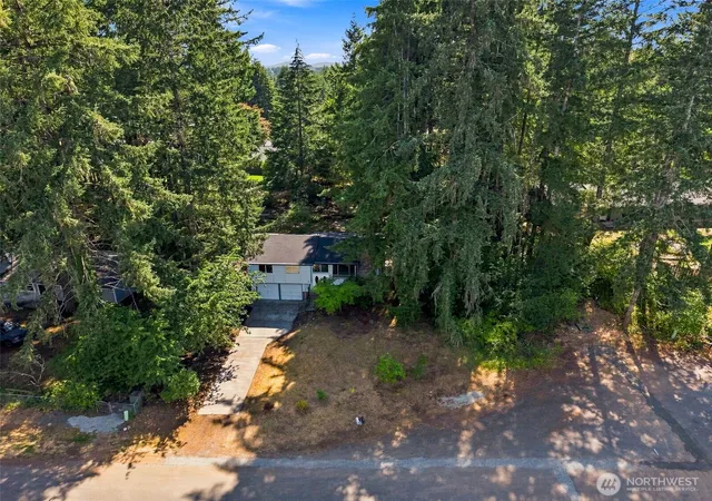 Photo 3 of Sale Pending at 51 E Park Ln, Shelton, WA 98584 | MLS# NWM2569219 | Listing updated on 2026-09-30
