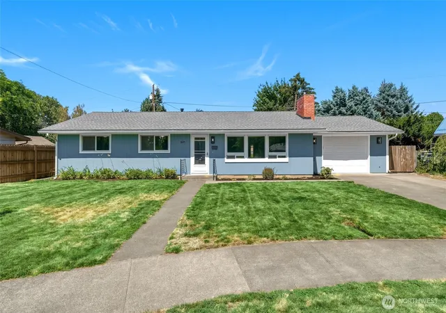 Photo 1 of Single family home for sale at 1825 Leonard Dr, Walla Walla, WA 99362 | MLS# NWM2569384 | Listing updated on 2026-09-17