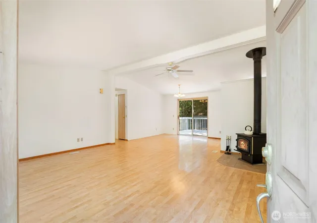 Photo 3 of Sale Pending at 752 Jolie Way, Port Townsend, WA 98368 | MLS# NWM2569470 | Listing updated on 2026-09-16