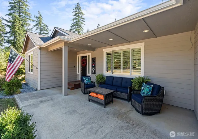Photo 3 of Sale Pending at 138 Pollman Rd, Chehalis, WA 98532 | MLS# NWM2569504 | Listing updated on 2026-09-24