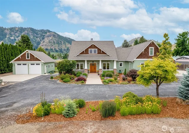 Single family home for sale at 101 Tibbets View Ln, Cashmere, WA 98815 | MLS# NWM2569838